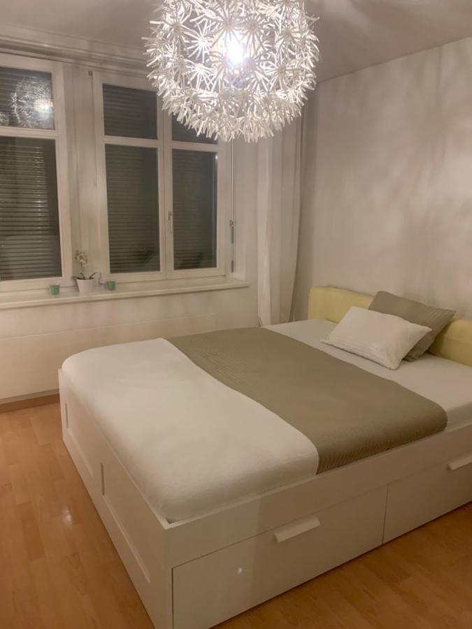 Over-night City-flat *
