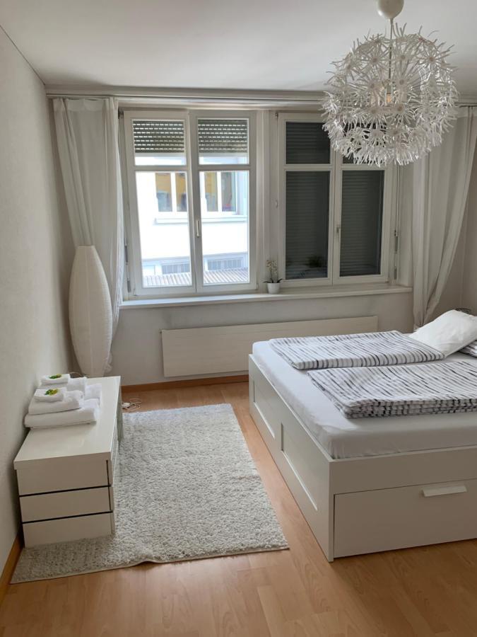 Over-night City-flat *